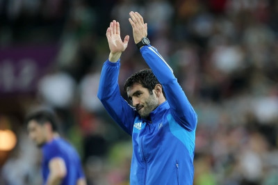 Μια ανάσα από τη Φούλαμ ο Καραγκούνης!