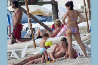 Τρυφερός μπαμπάς ο Fernando Torres (photos)