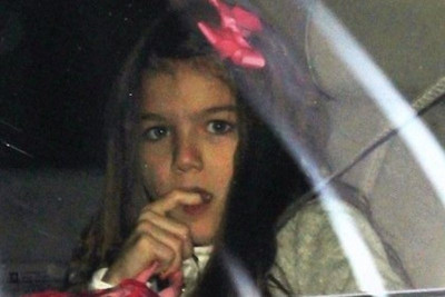 Suri Cruise: πρώτη μέρα στο σχολείο για τη λιλιπούτεια star