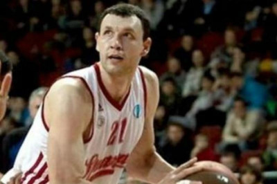 Σπαρτάκ: Εύκολα την Τόφα, θετικός ο Μαυροκεφαλίδης