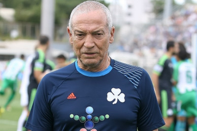 «Καμπανάκι» από Φερέιρα: «Κάνετε τον αντίπαλο καλύτερο απ΄ ό, τι είναι!»