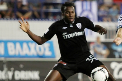 «Ιδιαίτερα» από Δώνη σε Κουμαλό