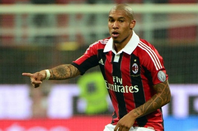 Ντε Γιονγκ: «Η Μίλαν χτίζεται ξανά από την αρχή»