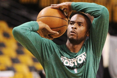 Μπόστον Σέλτικς: Αποσύρθηκε ο Κένιον Ντούλινγκ (video)