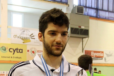 Ζούμπος: «Πέρασε δίκαια ο Άρης»