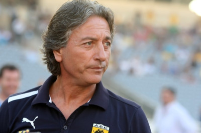 49 χρόνια πίσω η ΑΕΚ, επτά χρόνια... rewind o Βλάχος!