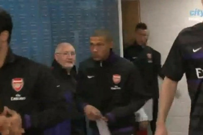 Άρσεναλ: Το… πειραχτήρι Γκιμπς (video)