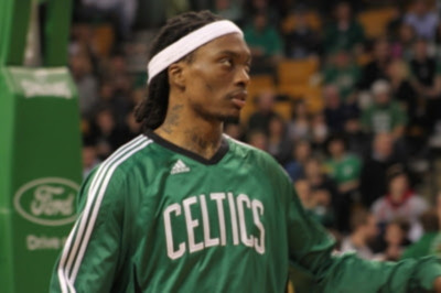 Μιλγουόκι Μπακς: Συμφωνία με Μαρκίς Ντάνιελς (video)