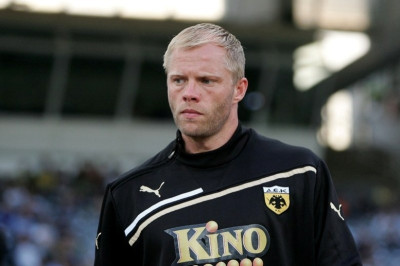 Συζητά με Σερκλ  Μπριζ ο Γκούντγιονσεν