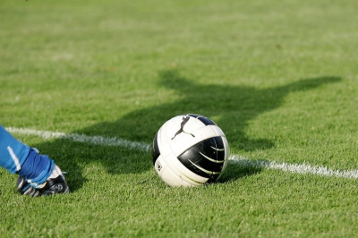 Football League: Αμφίρροπα ματς και το Σάββατο