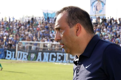 Νίκη Βόλου: Δύο απουσίες