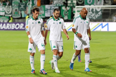 Παναθηναϊκός: Ατομικό για Μπουμσόνγκ και Βελάσκες