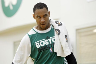 Μπόστον Σέλτικς: Δεν θα γίνει σέντερ ο Σάλιντζερ