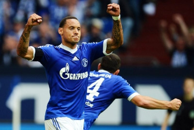 Τζόουνς: «Για πάντα στη Σάλκε»