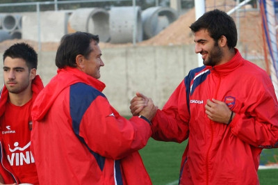 Μάκος: «Κουβαλάει πολλή… τρέλα ο Λίνεν!»