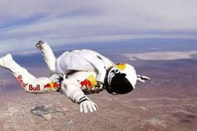 Η ελεύθερη πτώση που έσπασε όλα τα ρεκόρ (video)