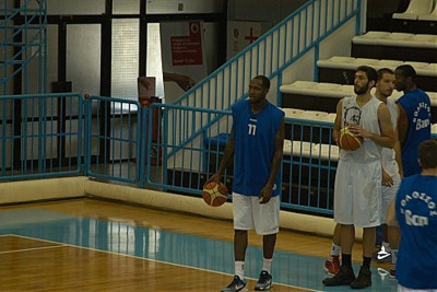 Κολοσσός-Ντέντι: «Καλύτεροι μέρα με τη μέρα…»