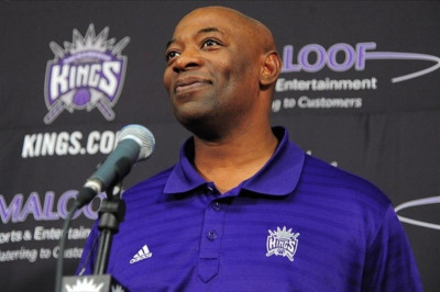 Σακραμέντο Κινγκς: Δεν δείχνει πεντάδα ο Σμαρτ