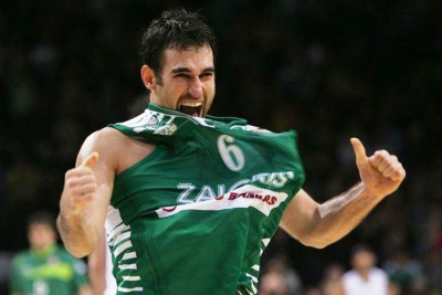 Πόποβιτς: «Η άμυνα έπαιξε καθοριστικό ρόλο για τη νίκη»