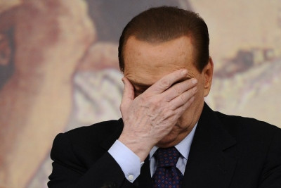 Της φυλακής τα σίδερα είναι για τον... Μπερλουσκόνι!