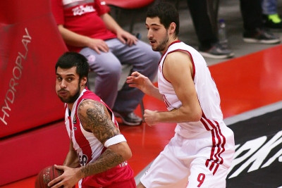 Τσεντεβίτα: Παράπονα για τη διαιτησία με Ολυμπιακό