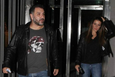 Πασίγνωστος τραγουδιστής αποκάλεσε τον Αρναούτογλου «αρχιμ@λ@κ@»
