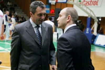 Ντοκουζόφσκι: «Να κάνουμε τους φιλάθλους μας υπερήφανους»