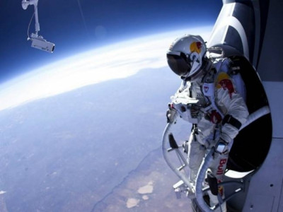 Πληρώνει Έλληνα νταλικέρη ο Μπάουμγκαρτνερ!