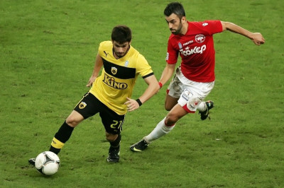 Πλατανιάς: Πρόστιμα σε δύο, κάρτες ο Κανακούδης