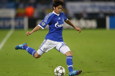 Σάλκε: Δύσκολα με Ολυμπιακό, Ουτσίντα και Χέγκερ