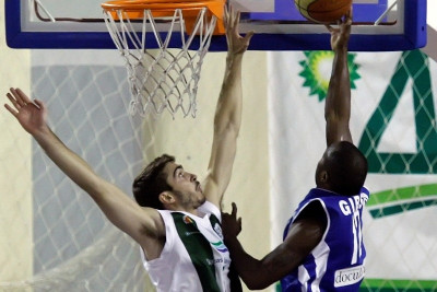 Γκίμπσον: «Εμείς χάσαμε πολλά εύκολα σουτ»