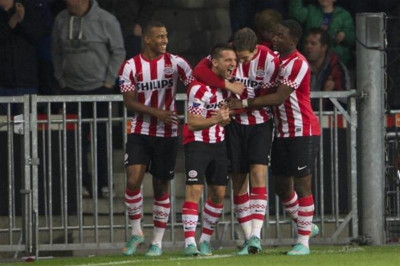 Αϊντχόφεν: Πανηγύρισε παίζοντας… γκολφ ο Μέρτενς! (video)