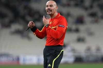 Πανθρακικός: Αποβολή Σερφά λόγω… κολάν!