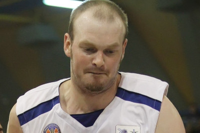 Πανελευσινιακός: Τέλος ο Χιουζ