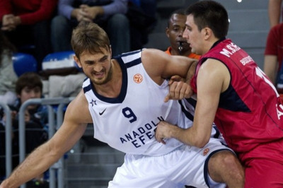 Ερντέν: «Θέλουμε να νικήσουμε τον Ολυμπιακό!»