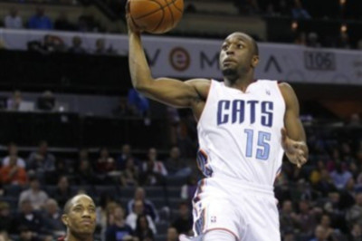 Σάρλοτ Μπόμπκατς: Στον πόντο τους Ράπτορς (videos)