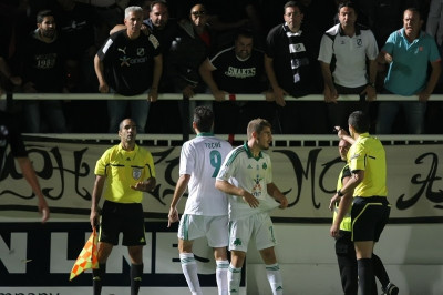 Super League: Πρόστιμο... χαστούκι στον ΟΦΗ, τη γλίτωσε η ΑΕΚ