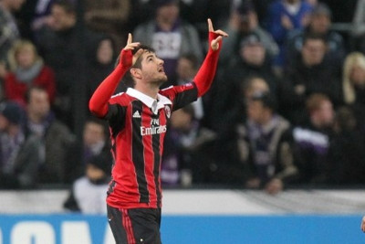 Μπερλουσκόνι: «Να δούμε τι θα γίνει με τον Πάτο»