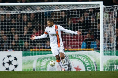 Τιμωρήθηκε ο Αντριάνο για το unfair