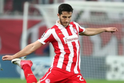 Μανωλάς: «Διπλό στο ΟΑΚΑ»