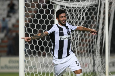 Κλάους «ψήνει» Τζαβέλλα για ΠΑΟΚ