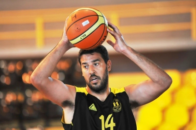 Ηλυσιακός: Χειρουργήθηκε ο Καυκής