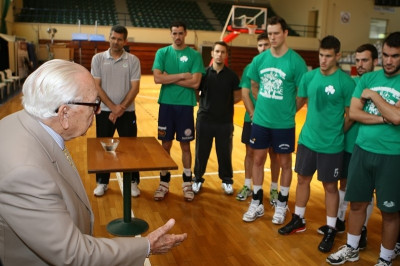 Μακρόπουλος: «Να σωθούν 104 χρόνια ιστορίας του Παναθηναϊκού»