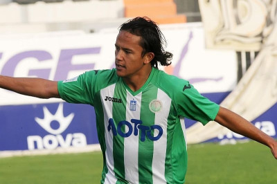 Βαϊρουά: «Να μείνω στον Πανθρακικό»