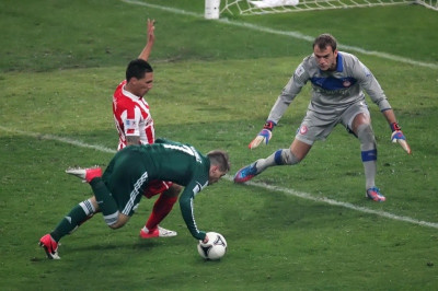 Ολυμπιακός: Συμφωνία με Χολέμπας