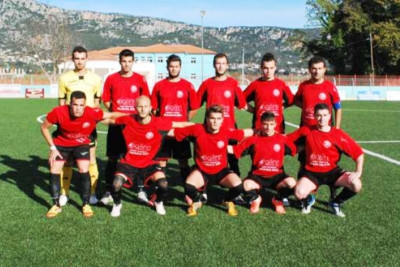 Οδυσσέας Νυδρίου: Μοίρασε εισιτήρια σε σχολεία