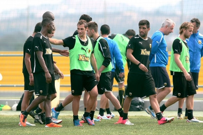 Γκρουπ... therapy στην ΑΕΚ