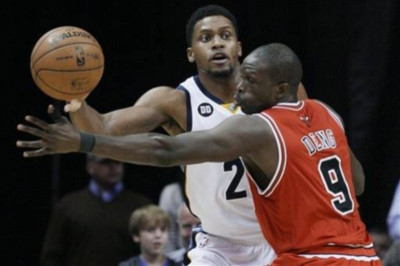 Μέμφις Γκρίζλις: «Άστοχη» νίκη με Μπουλς (video)