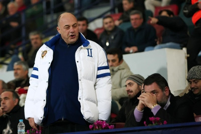 Μπέος: «Ο Μποτσιβάλης θα φύγει με υποβρύχιο από το Βόλο»