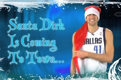 Ντάλας Μάβερικς: Ο Νοβίτσκι ντυμένος Αγιος Βασίλης μοιράζει δώρα! (video)